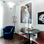 Chiclife Sarona Shenkin - Santa Caterina & Museum